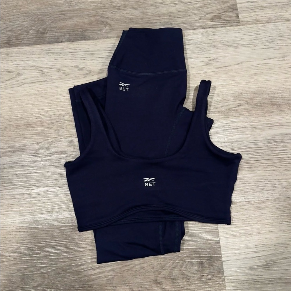 Set Active x Reebok